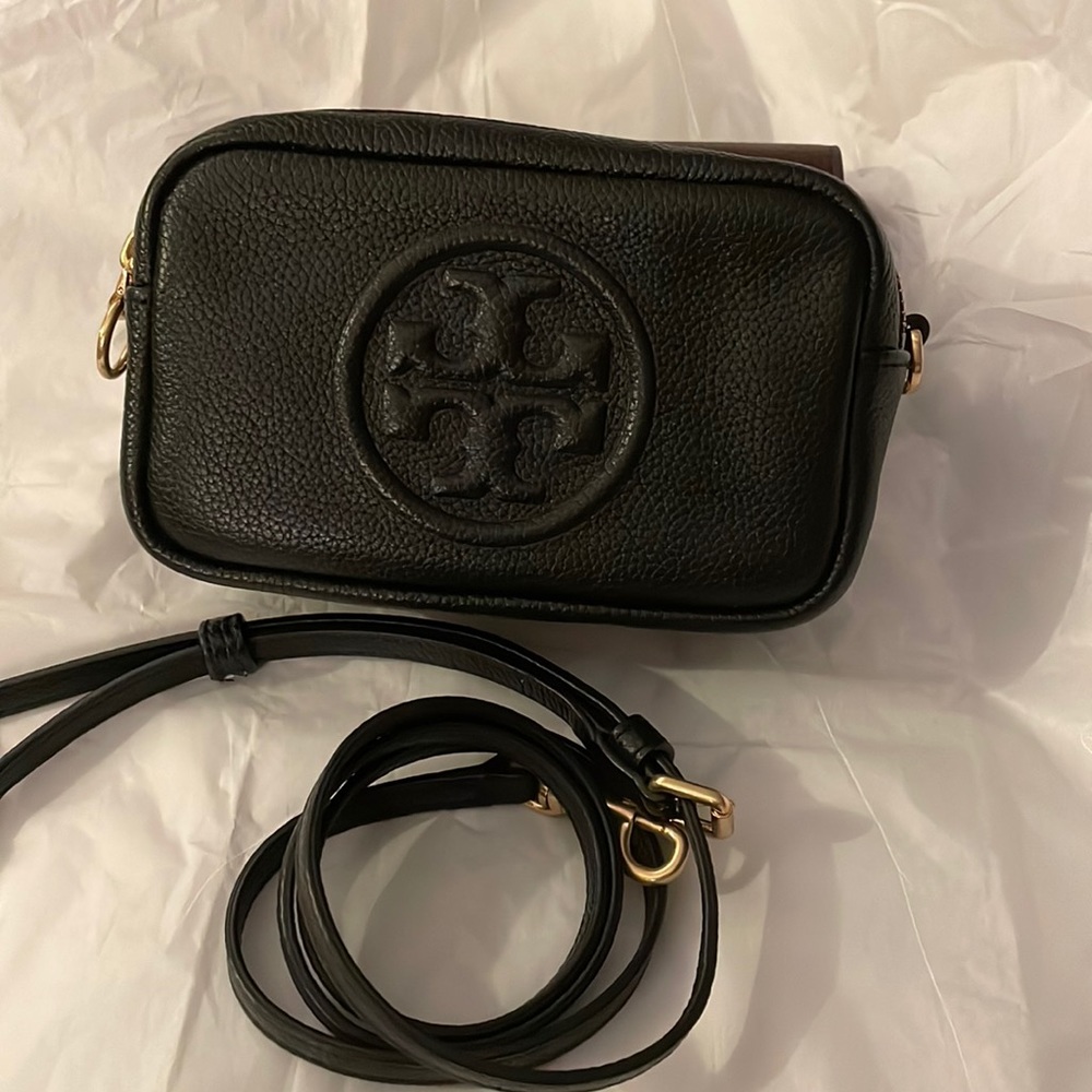 Tory Burch crossbody bag in black